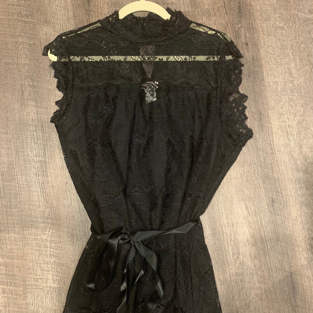Sexy Black Lace Sleeveless top w/Ribbon Belt 2X 3X